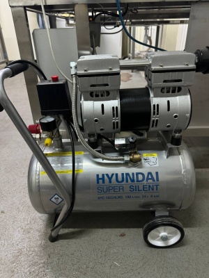 Упаковочный полуавтомат для дой-пак