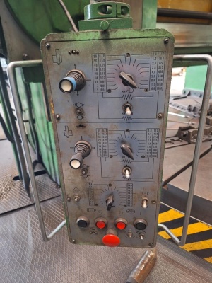 Токарно-карусельный 1Л532