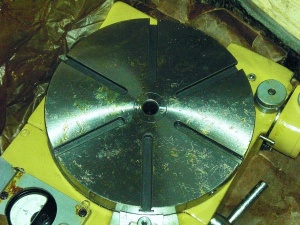 Стол круглый поворотный 7400-0223 диам.250 мм