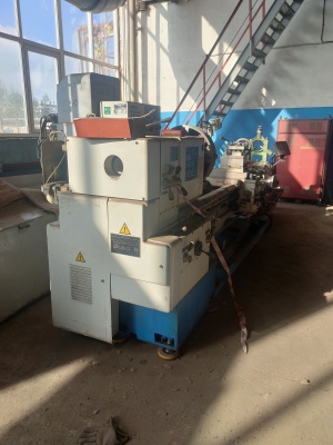 Токарно-винторезный станок с УЦИ TRENS SN7 1C