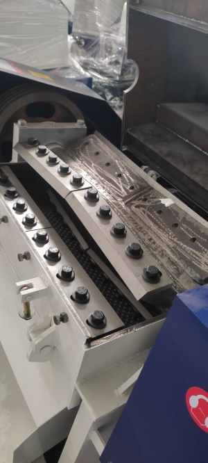 Дробилка универсальная новая DSNL