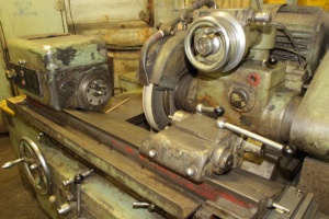 Круглошлифовальный станок 3А151