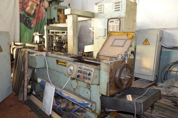 Горизонтально-протяжной станок 7а540