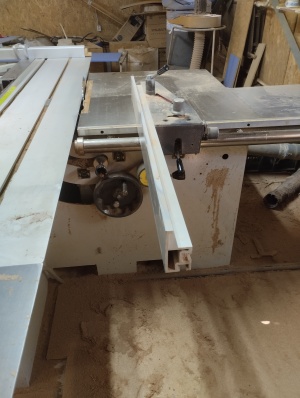 Форматно-раскроечный станок Robland Z-250