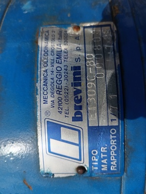 Промышленный планетарный Моторедуктор Brevini s tipo ET 3090-80 c хранения