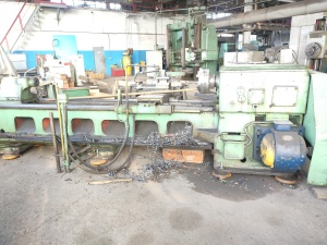 Токарно-винторезный станок 163 (ДИП300)