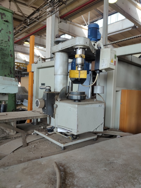 Заточной станок для плашек ВЗ-462