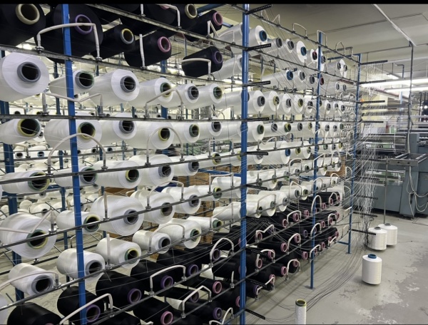 Плосковязальная машина Comez, Италия