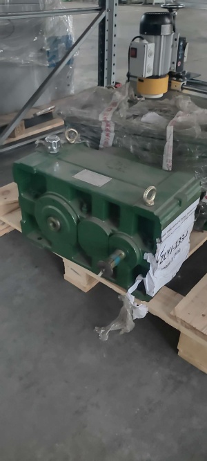 Редуктор для экструдера