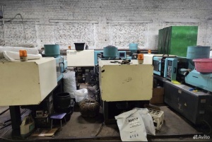 Термопластавтоматы и 36 пресс форм