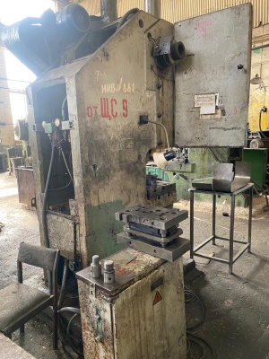 пресс кривошипный КД2128 ус.63тн