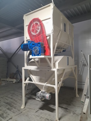 Смеситель горизонтальный объем 2м3