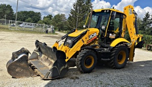 Экскаватор-погрузчик JCB 3CX