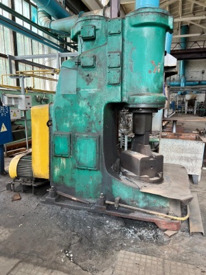 молот ковочный