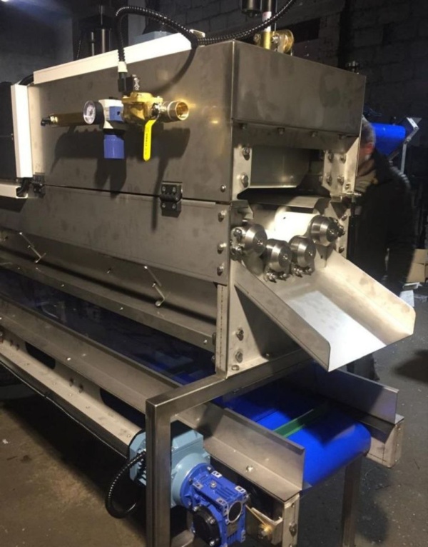 Машина для чистки лука PC line