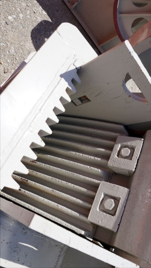 Щековая дробилка PE 200x300