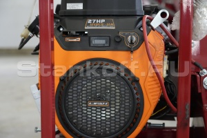 Бензиновый измельчитель веток BX42B