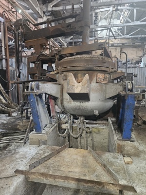 Электродуговую печь постоянного тока