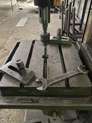 сверлильный станок 2Н135