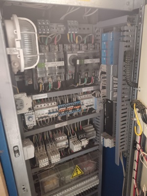 Шкаф распределения электроэнергии ЩКТСО с хранения