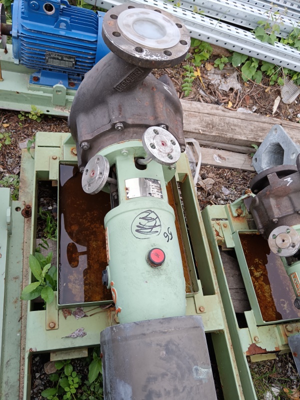 Нефтяной насос TURO ITALIA T 61-80 H/4 с хранения