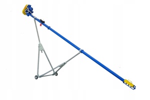 Шнековый загрузчик зерна из кучи в автомобиль (бункер хранения)