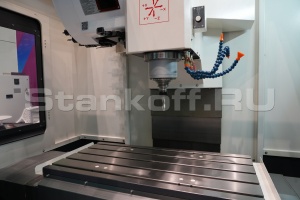 Вертикальный фрезерный обрабатывающий центр DMTG VMC850S