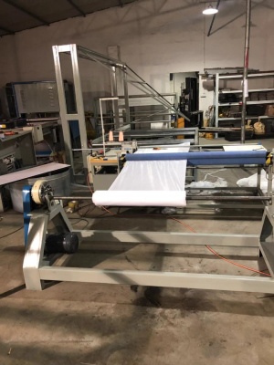 Автоматическая швейная машина для сшивания ткани по длине в трубу модель LNB-320D