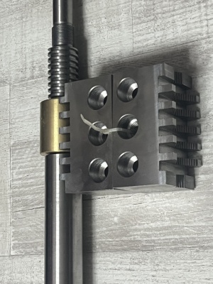 Запчасти к резьбонарезному станку 5992-5А993