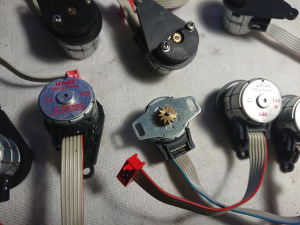 Моторчик шаговый