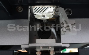 Ребросклеивающий станок для шпона LS-1800