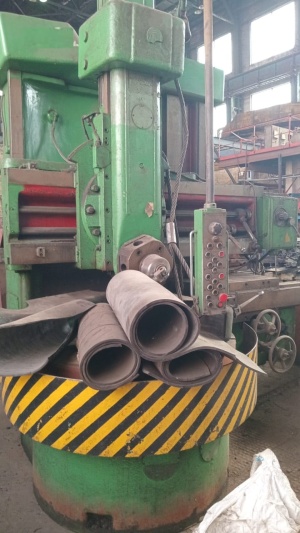 Токарно-карусельный станок 1541