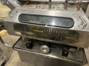 Укупорочная машина закатка крышек Twist-Off INDEX 6 пр-ва Болгария