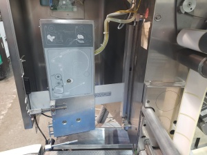 Весовая этикетировочная станция с чеквейером Bizerba GLM-I