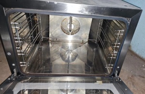 Конвекционная печь unox XFT133