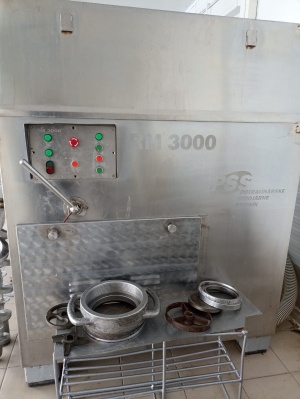 Волчок-мясорубка PSS RM-3000