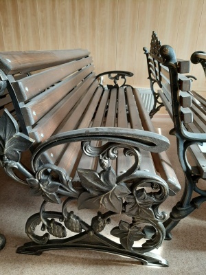 Скамья парковая