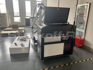 Роботизированный комплекс лазерной сварки металла ROBOT XTW-3000/Raycus
