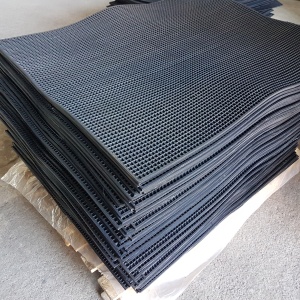 Ковры дражные резиновые для золотодобывающих шлюзов драг и промприборов