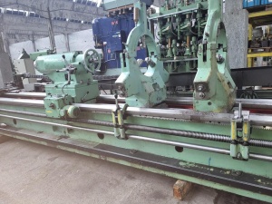 Станок токарный