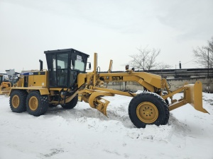 Грейдер SEM 922 AWD