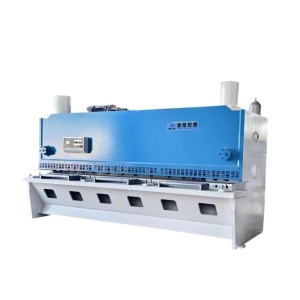 Гильотину для листового металла 8x2500