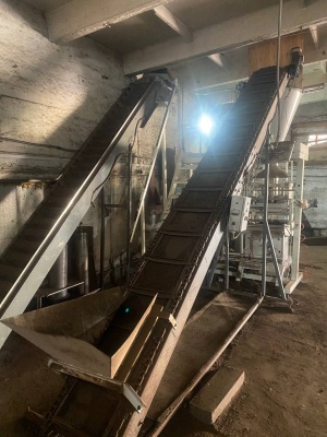 Автомат фасовочно - упаковочный макиз компакт У04