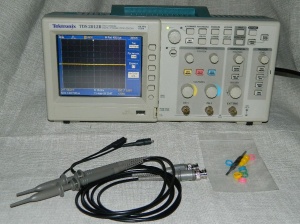 Осциллограф Tektronix TDS2012В