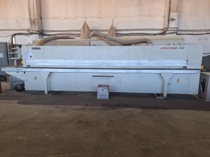 Кромкооблицовочный станок