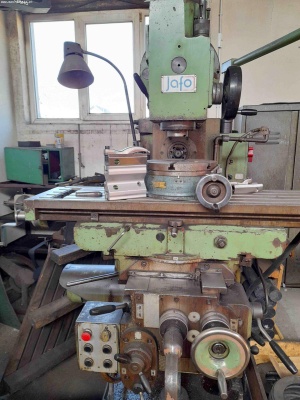 Универсальный фрезерный станок JAFO FWF 32J