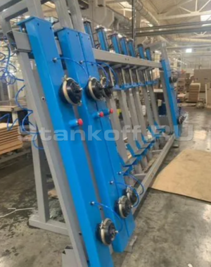 Пресс гидравлический с пневматическими фронтальными прижимами 6GP