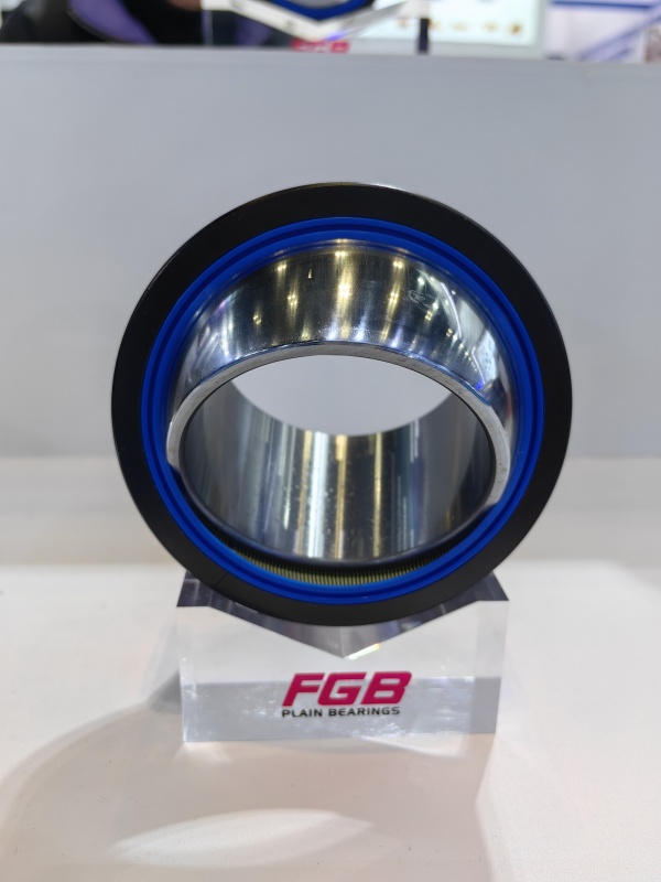 Шарнирные подшипники GE60UK-2RS / GE60ET-2RS