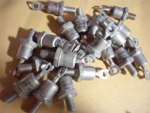 Тиристоры. Оптроны. Симисторы. Диоды. Стабилитроны. Динисторы. Варикап