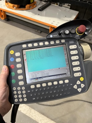 Робот KUKA KR 150-2-TJ